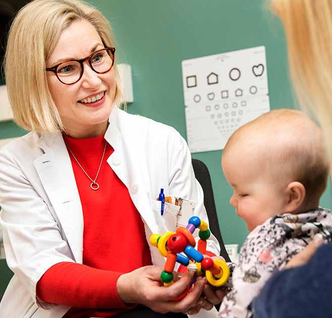 Perhekeskeisyys LASTEN JA PERHEIDEN SAIRAALA Potilaiden ja perheiden hyvinvointi ja yhdenvertaisuus ovat kaiken toiminnan lähtökohtia.