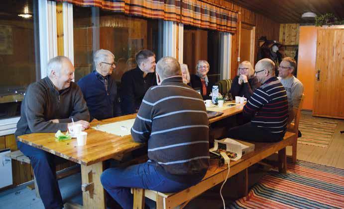 36 4 KOTISEUTUTYÖPAJOJEN DOKUMENTAATIO TOHNIN KOTISEUTUTYÖPAJA Tohnin kyläseura ry:n kanssa järjestetty kotiseutukeskustelutilaisuus pidettiin 23.10.2017 Tohnin Vetolassa.
