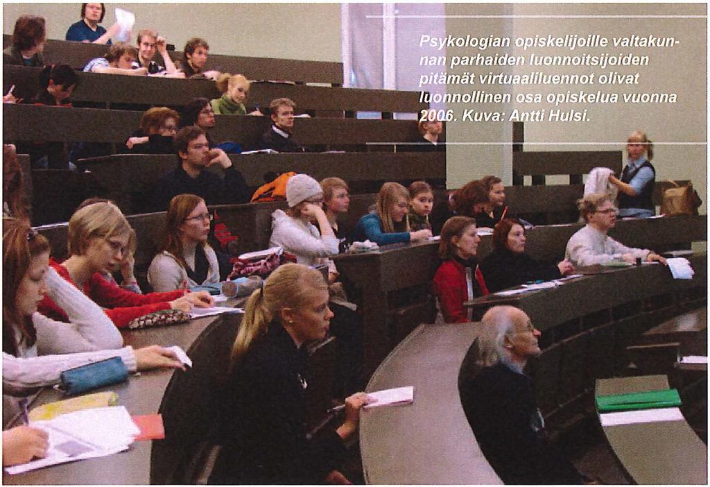 maailmaa. Tietotekniikan kehitys avarsi opetuksen mahdollisuuksia. Ismo Ripatti, LL, Kuopion 1990-luvun alussa tietotekniikan kokeiluhankkeet huolellisempaan havaintomateriaalin tuotantoon.