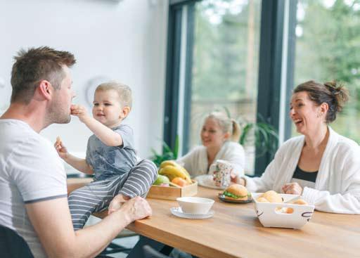 Kodin eri tilojen kalusteratkaisuihin ja hintaesimerkkeihin voit tutustua rakentajasivustollamme www.puustelli.fi/ rakentaja WWW.PUUSTELLI.