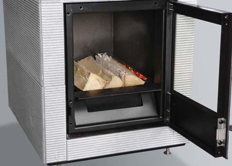 När bastun är varm kan du minska på lufttillförseln och aggregatets effekt genom att minska asklådans springa 8.-9. Du kan fylla på med ved när den tidigare satsen nästan brunnit ned till glöd.