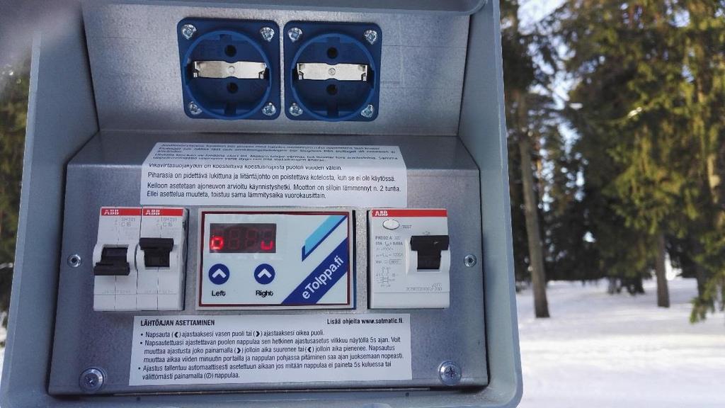 27 Kuva 19. etolppa sisältä etolppaa voidaan etäyhteyden lisäksi hallita myös paikanpäältä. Tolpan sisällä on selkeät ohjeet ajastuksen asettamiselle (Kuva 19). 6.
