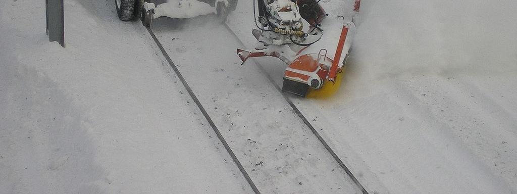 lumiohjaimien, lumensuojaharjojen, lumensulatusvastusten, lumitunnistimien ja muiden vastaavien laitteiden käyttötarkastukset, korjaukset ja säädöt.