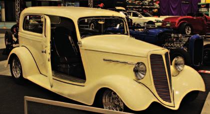 Ford Tudor -34, Ronny