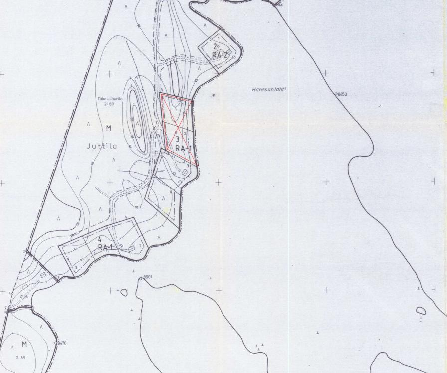 Kuva 5. Ote voimassa olevasta ranta-asemakaavasta. Suunnittelualueen likimääräinen rajaus punaisella. Päätös kaavan muutoksen käynnistämisestä Hämeenlinnan kaupungin asemakaava-arkkitehti teki 28.