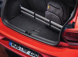 Volkswagen-lisävarusteet Polo GTI:n ansiosta voit nauttia urheilullisesta ajosta myös arkena. Oikeilla lisävarusteilla laajennat mahdollisuuksiasi.