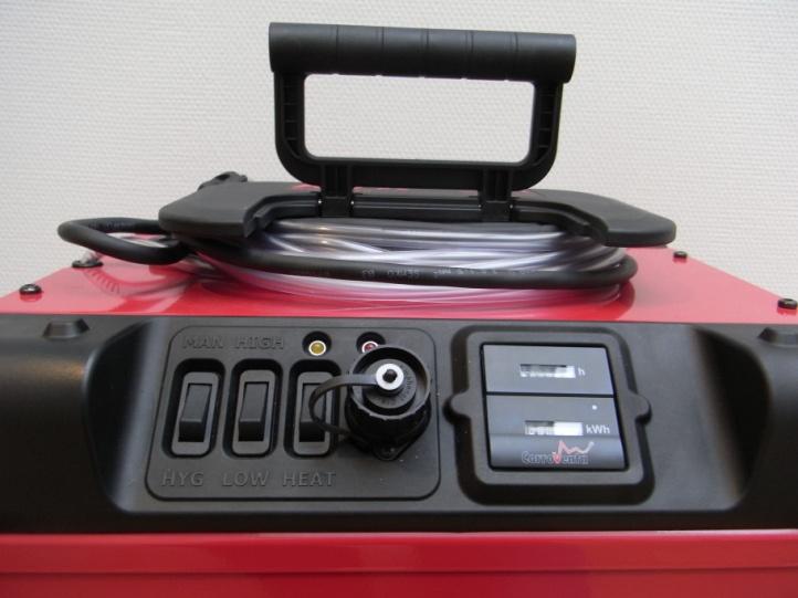 Säätimet Alla olevissa kuvissa on Corroventa K5 HP PX -kuivain ulkopuolisine osineen ja säätimineen.