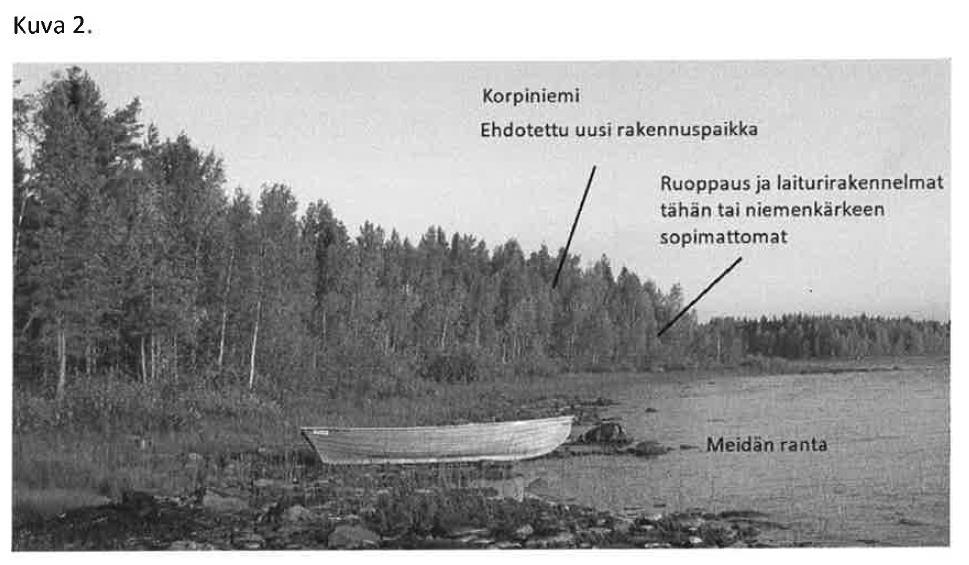 21 (26) Vastine: Vaikutus kaavaan: Muutetaan kaavaa niin, että uusi rakennuspaikka kapenee jonkin verran, jolloin uuden rakennuspaikan ranta ei enää näy muistuttajien rantaan.
