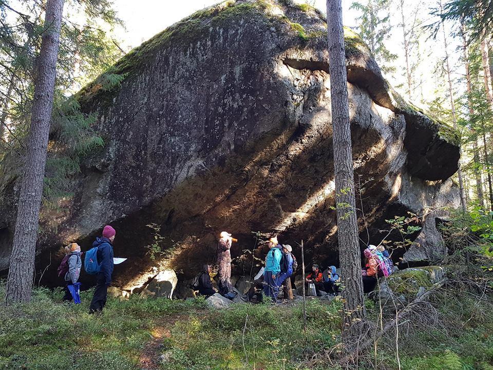 Saimaa Geoparkin tehtävä Geokohde 65 Vilkaharjun harjumaasto Sulkava/ Heli Rautanen Vahvistaa alueen asukkaiden kotiseudun tuntemusta, arvostusta, identiteettiä ja elinvoimaa (Tavoite 4,