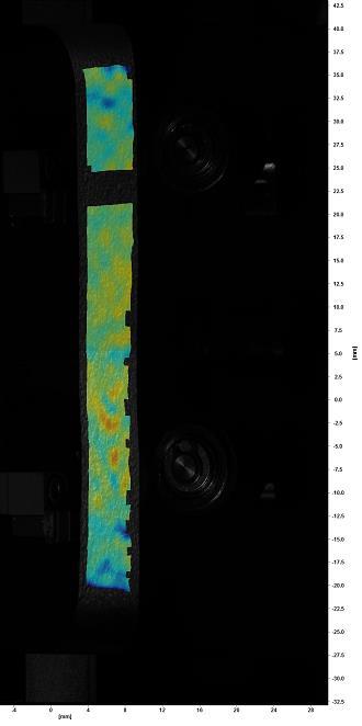 60 Specimen Hitachi-1 is an FSW-weld without defects welded with one pass. Figure 7.25 shows the strain maps at the point of visible localization and fracture.