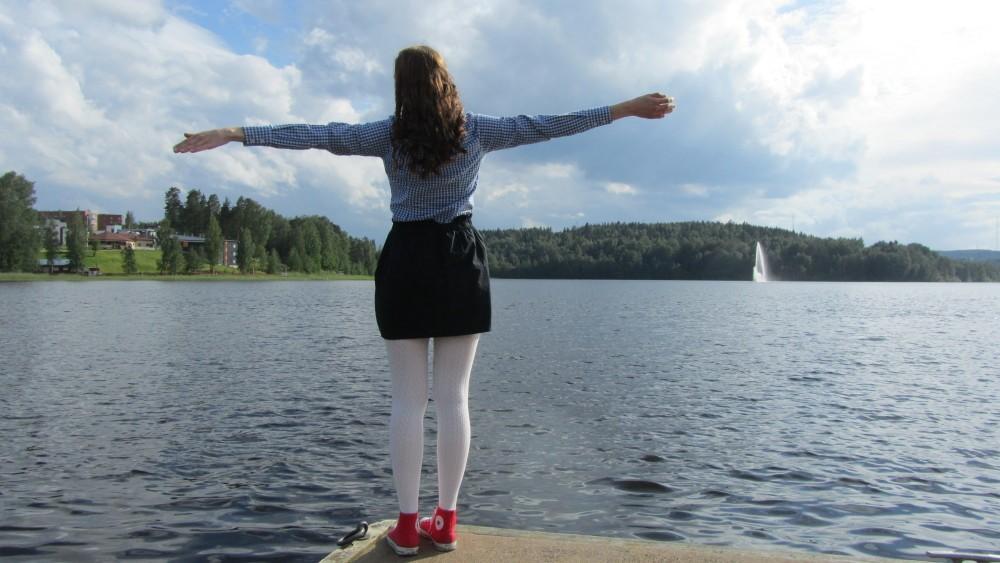 58 Kuva 10. Saana: Toinen työpaja heittäydytään parikuvaukseen (osallistujan luvalla).