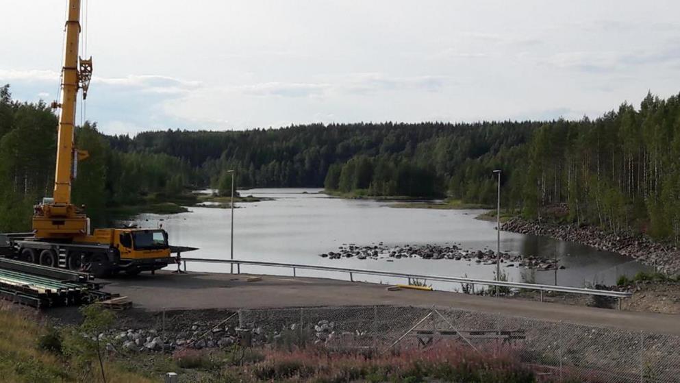 Pielisjoella rakennetaan järvilohelle ja taimenelle soveltuva lisääntymis- ja poikasalue Kuurnan voimalaitoksen yhteyteen (Saimaan järvilohen kärkihanke).