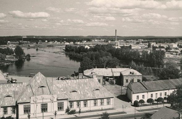 VALLINPORRAS, TULEVAISUUDEN KOTI HISTORIALLISELLA PAIKALLA Ihastele jokimaisemia keskustakotisi parvekkeelta, tai piipahda munkkikahville torikahvioon.