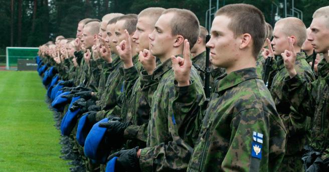 Tärkeitä tapahtumia Sotilasvala ja juhlallinen vakuutustilaisuus Sotilasvala on eräs tärkeimmistä tapahtumista sotilaan uralla.