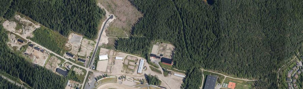 07:113 / RAVIRAITTI 4a / ASEMAKAAVASELOSTUS (5) Suunnittelualueen länsipuolella sijaitsee myös laajemmin hevostalli- ja hevosurheilutoiminnan alueita ja itäpuolella Killerin urheilukeskus suurine