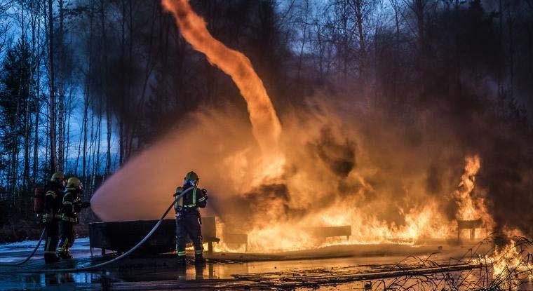 Pori Helsinki-reitin säännöllinen lentoliikenne on maakunnan elinkeinoelämälle välttämätön.