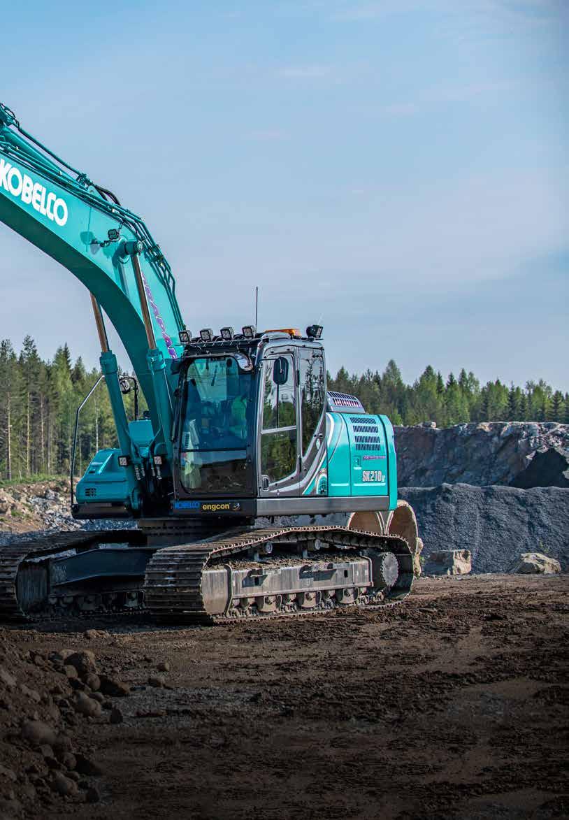 Janin Kobelcossa on nyt ensimmäistä kertaa myös Engconin kahvat, joissa on myös tela-ajo. Kahvoista on Janilla vain positiivista sanottavaa. Samoin tela-ajosta.