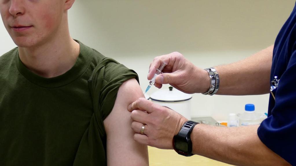 Heinäkuussa 2019 uusille alokkaille annetaan Sosiaali- ja terveysministeriön vahvistamat rokotukset kurkkumätää, jäykkäkouristusta, hinkuyskää, meningokokkitautia, tuhkarokkosikotautivihurirokkoa