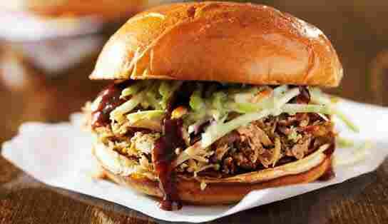 FAZER STREET FOOD BRIOSSI HOT DOG Sulattamalla valmis, 36 x 50