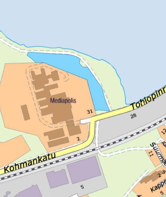 1 KOHTEEN KUVAUS 1.1 YLEISKUVAUS Kohmanpuiston laidunalue sijaitsee Tampereen Ristimäen kaupunginosassa, Tohloppijärven lounaispuolella. Laitumen länsipuolella sijaitsee Mediapoliksen kiinteistö.