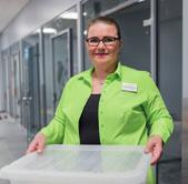 lisäksi myös rakentajia. S-Pankin ja Emotionin valmistuttua työmiehet ovat siirtäneet katseensa kaupan puolelle.