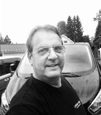 Juustohampurilainen ennen ja nyt Juustohampurilainen on grillin suosituin 6 Sämpylät ja leivät omasta leipomosta Juha Hietala osti