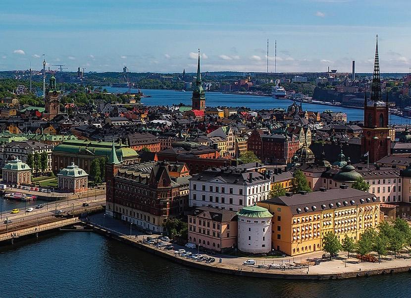 Esitelmät, jotka kaikki olivat hyviä ja keskustelua herättäviä, olivat seuraavat: Historiskt luftvårdsarbete i FN:s luftkonvention.