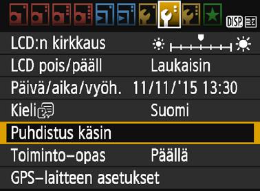 3 Kennon puhdistus käsinn Jos pölyä on tarttunut kuvakennoon ja pölytäpliä näkyy kuvissa, voit puhdistaa kuvakennon itse kameran puhaltimella. Irrota objektiivi kamerasta ennen kennon puhdistamista.