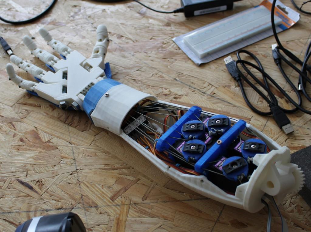 Robocoast AI Robocoast on robotiikan ja teollisuuden modernisoinnin innovaatiokeskittymä Satakunnassa.