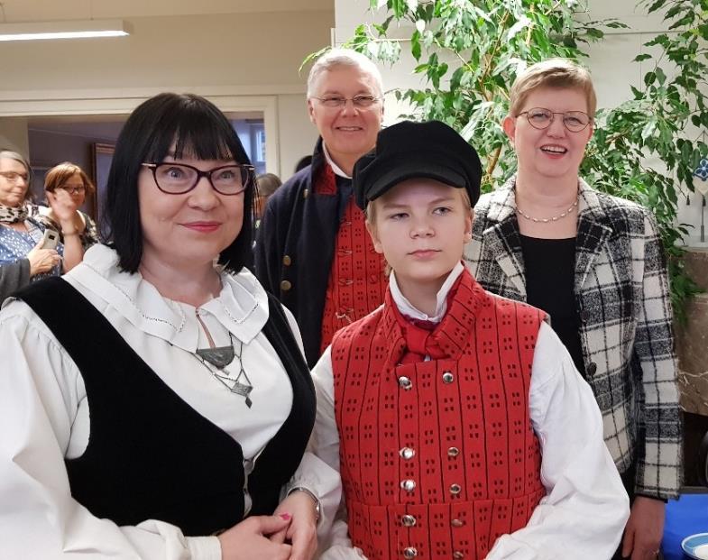 ovat vaikuttaneet suomalaisten elämässä pitkään. Voittaja julkistettiin Turun kansainvälisillä kirjamessuilla. Ehdotuksia Vuoden kotiseututeokseksi tuli yhteensä 45 kpl.