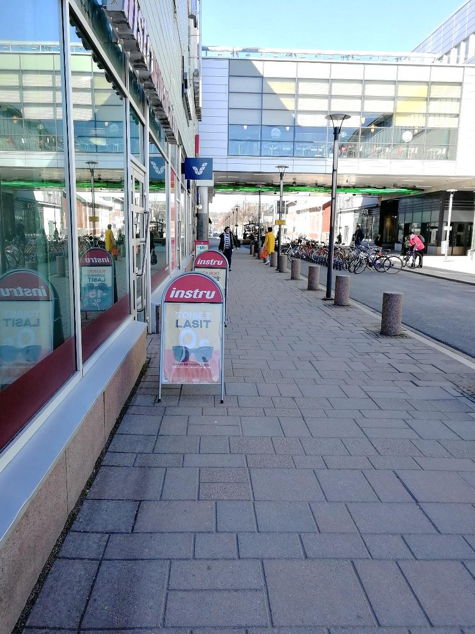 Raportin sisältö Johdanto Elinvoiman mittaaminen ja seuranta Elinvoimalaskenta Suomessa Elinvoiman rakennusaineet Liiketilojen luokittelu Elinvoimaluku ja muut tunnusluvut Tulokset: