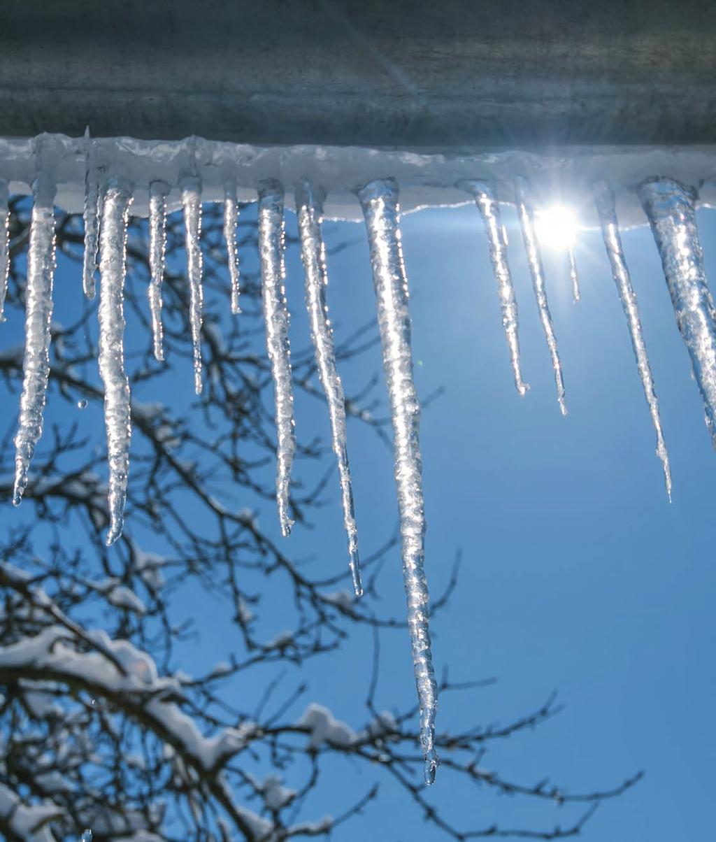 Miksi kumibitumi? 2 MIKSI KUMIBITUMIA KATOLLE? KATEPAL-BITUMIKATTEEN RAKENNE Katepal-kumibitumikate muodostuu yhdestä tai useammasta kumibitumikermistä.