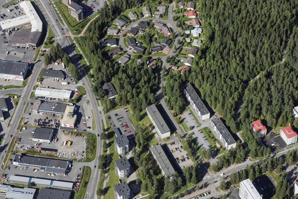 15:099 / SEPPÄLÄNTIE 8 / ASEMAKAAVASELOSTUS (6) Suunnittelualueen etelä- ja pohjoispuolelle on rakennettu viimeisen kymmenvuoden aikana paljon uutta kerrostalopainotteista asuinrakentamista.