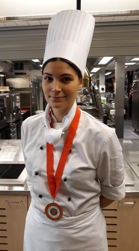 Emmiina Lehtonen voitti hienosti pronssia Nuorten kokkien maailmanmestaruuskisoissa Taiwanissa lauantaina 8.9.018.