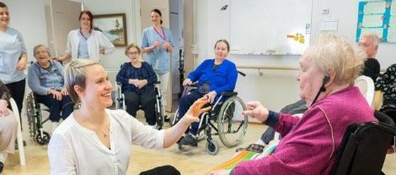 Hae opiskelemaan Tatu ja Sote / Taiteen tuotanto hyvinvointityössä -valmennukseen!