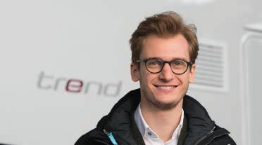Calvin Stickelmann Tuotevastaava, matkailuautot PLUSSAA ª ª Erinomainen hinta/laatu-suhde ª ª Kaikkiin puoli-integroituihin malleihin saatavana nostovuode lisävarusteena ª ª Erinomaisesti kosteutta