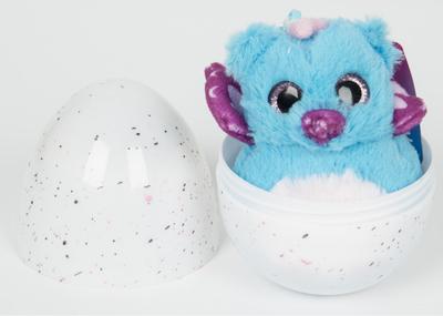 575kpl erilaisia tarroja, mm. tarrarullia, ja -arkkeja, lasertarroja ym.. 298426 HATCHIMALS AVAIMENPERÄ MUNASSA DISPLAY (4,40 24%) 96 3,55 Pakk.