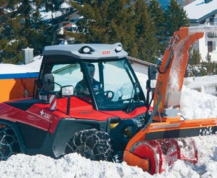 TT206 Moottori Kubota, teho 37 Hydrostaattinen ajovoimansiirto Ajonopeus 0-12 ja 0-40 km/h Nostokapasiteetti edessä/takana 1300/1200 kg Omapaino 1850 kg TT211 Moottori Kubota, teho 53 Hydrostaattinen