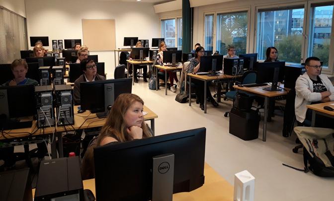 EI OPPI OJAAN KAADA Koulutusjaosto järjesti kuluneen vuoden aikana pari koulutusiltaa ajankohtaisista ja hyödyllisistä aiheista. Työeläkkeet 9.3.