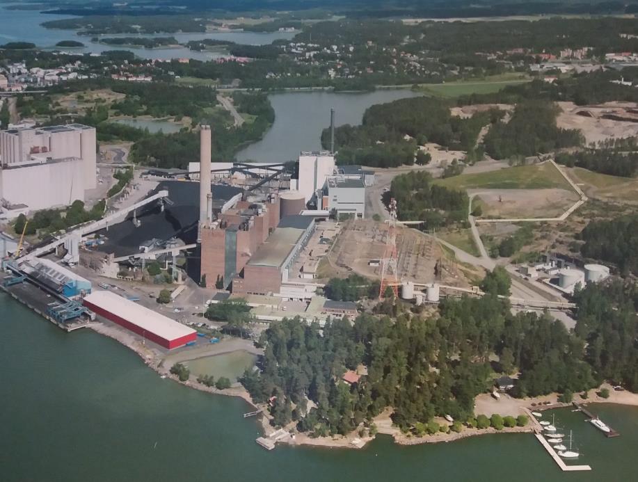 Naantalin kaupunki AK-355 VIESTITIEN ASEMAKAAVAN MUUTOS sivu 1/16 AK-355 Viestitien asemakaavan muutos Asemakaavanmuutoksen selostus 19.03.2019 Viistokuva alueesta. 1. PERUS- JA TUNNISTETIEDOT 1.