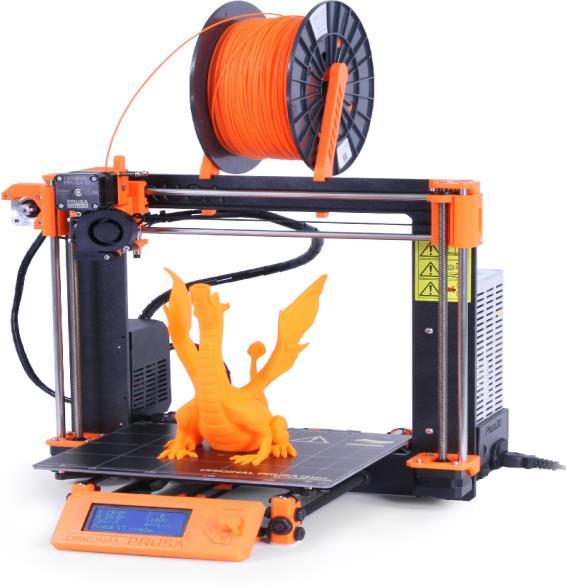 32 Kuvio 13. Prusa i3 MK2s 3D-tulostin. (3D Hubs 2018). 4. Lulzbot TAZ 6 Lulzbot TAZ 6 3D-tulostin (Kuvio 14) eroaa selvästi edellä olevista tulostimista pelkästään sen hinnan takia (n.