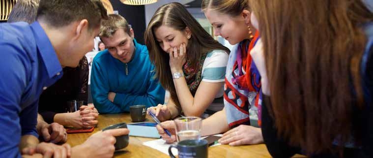 3A/2019 Kokemuksia opettajien Erasmus+ -täydennyskoulutusjaksojen vaikutuksista suomalaisissa peruskouluissa ja lukioissa Miksi menisin täydennyskoulutukseen ulkomaille?