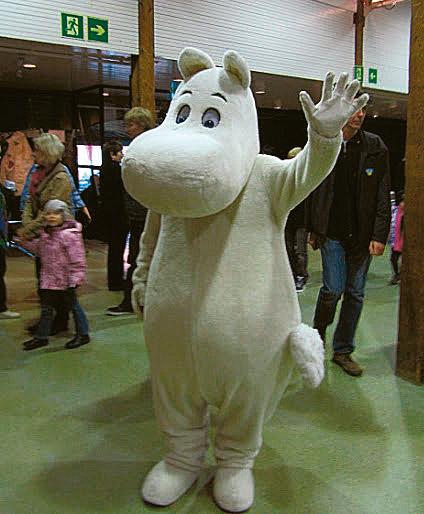 Paikalla oli kutsuttu myös Pron yhteistyökumppaneita esittäytymään. Myös musiikkia oli tarjolla.