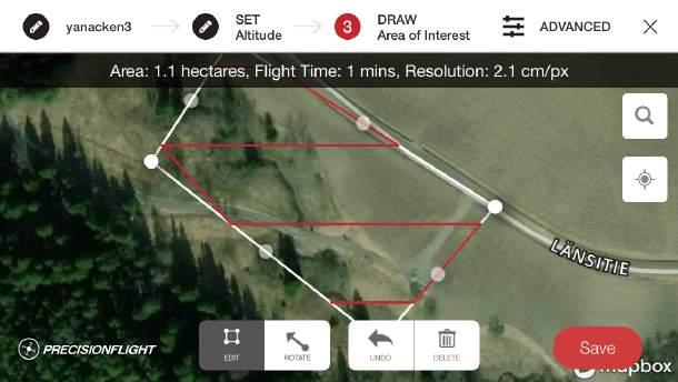 5. Muokkaa kuvattavan alueen ruutu haluamaksesi vetämällä sitä nurkissa olevista vaaleista palloista. Lentoreitti päivittyy tällöin automaattisesti. Kannattaa aloittaa melko pienistä alueista.