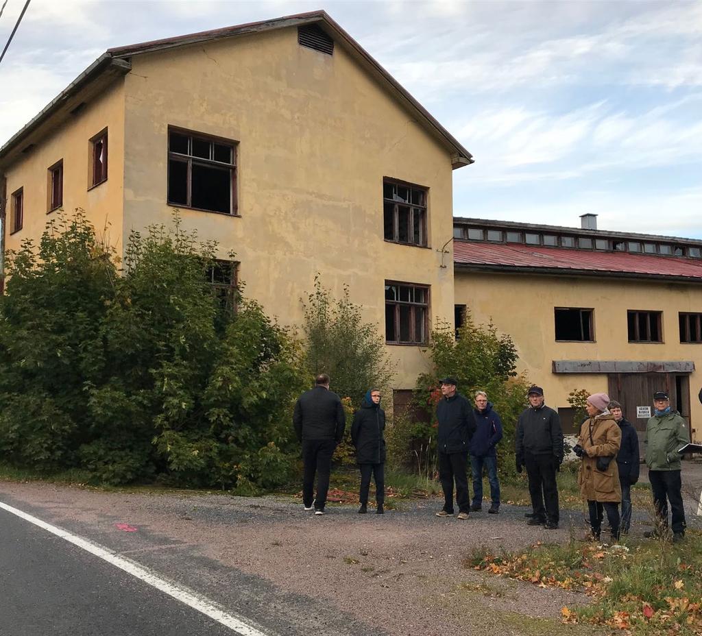tekijöistä. Kokemuksellista tarkastelua on tarpeellista laajentaa koskemaan koko taajamakuvaa ja siinä ilmeneviä miljöökokonaisuuksia.