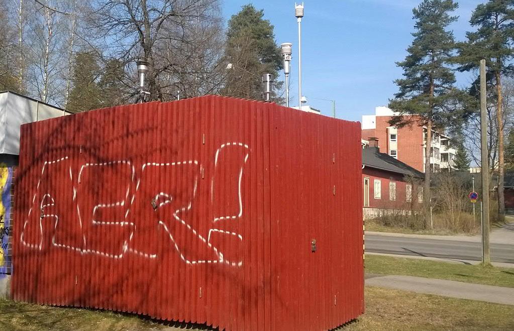 5, PM1, PMtot ja Cn Näytteenottokorkeus: Pistemittauksena 1,5-4 metrin korkeudelta 4 metriä maanpinnasta 121 metriä merenpinnasta Ympäristö: keskusta