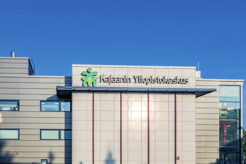 YLIOPISTOKESKUKSEN TOIMINTA 13 VIESTINTÄ- JA INFORMAATIOPALVELUT Kirjastopalvelut Kajaanin ammattikorkeakoulun kirjasto palvelee Oulun yliopiston Kajaanin yksiköitä ja yliopiston opiskelijoita.