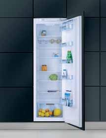 Jääkaapit 160 litran täysin integroitava jääkaappi Energialuokka A+ (123 kwh vuodessa) Helppo käyttää Helppo puhdistaa Siirrettävät ja kestävät lasihyllyt Vihanneslaatikko Mitat K 122/ L 55,8/ S 54