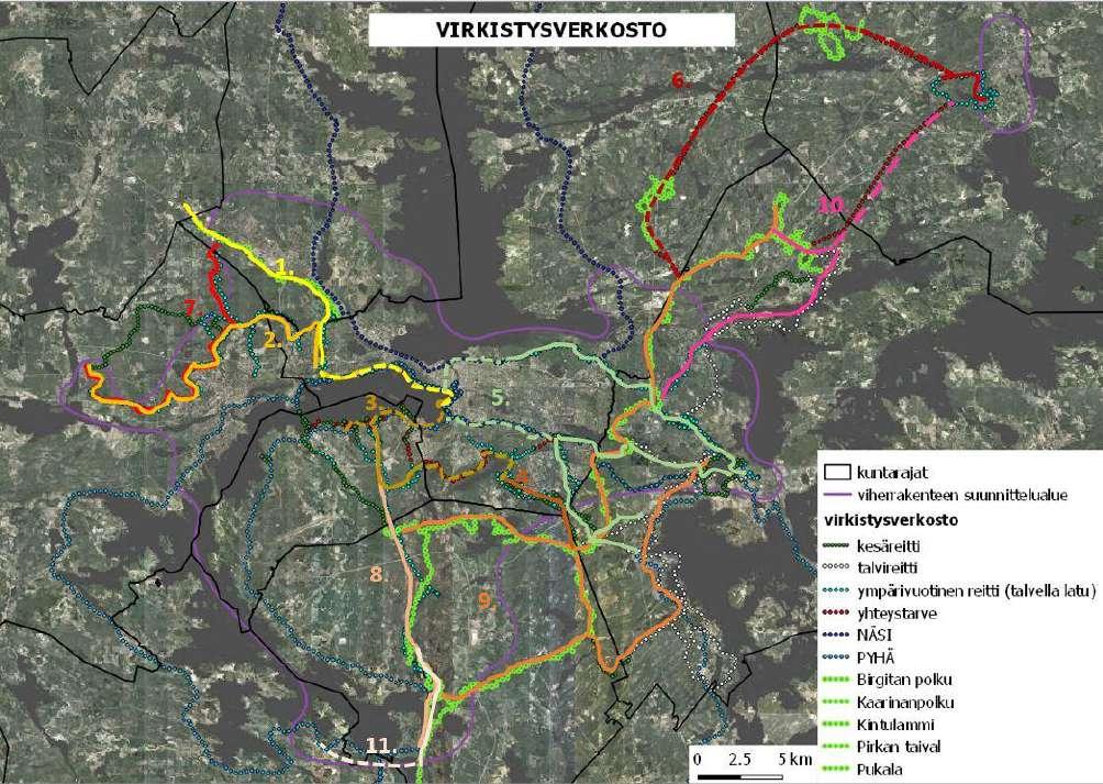 Kuva 4. Kartalle on hahmoteltu yleispiirteisesti seudun kuntia yhdistävät 11 virkistysreittiä. Katkoviivalla merkittiin mahdolliset kuntia yhdistävät reittitarpeet.