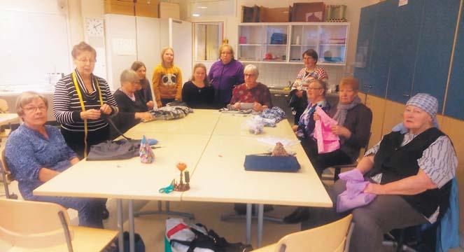 KÄSITYÖ KÄSITYÖ LUENNOT JA OPINTOMATKAT Katso myös: Harrastus tekee hyvää -luento s. 6. 12640S KÄDENTAITOMESSUT TAMPEREELLA Lähtö pe 15.11. klo 8.